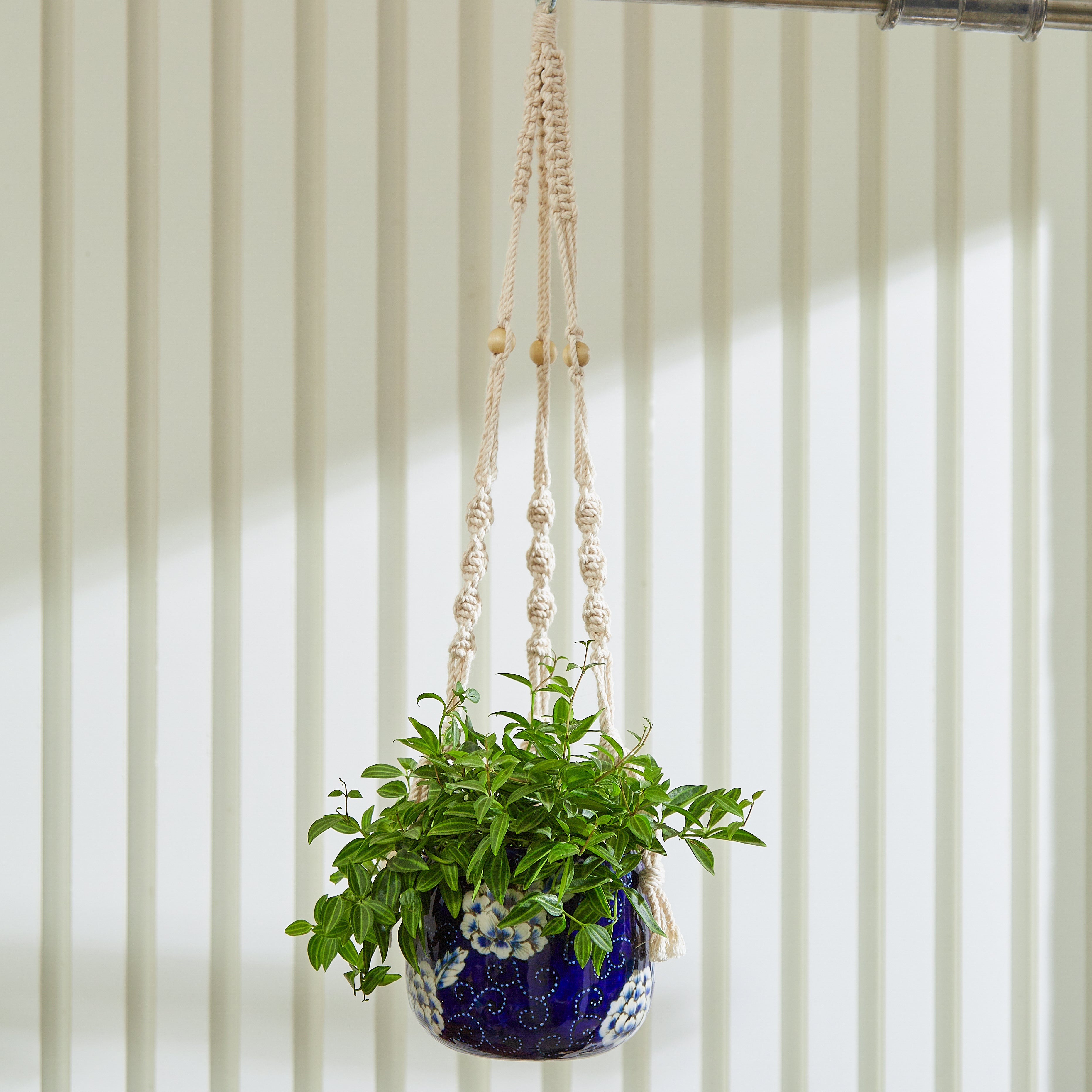 Hanging Planter - Macrame Plant Hanger - 5 inch planter - Drainage Hole