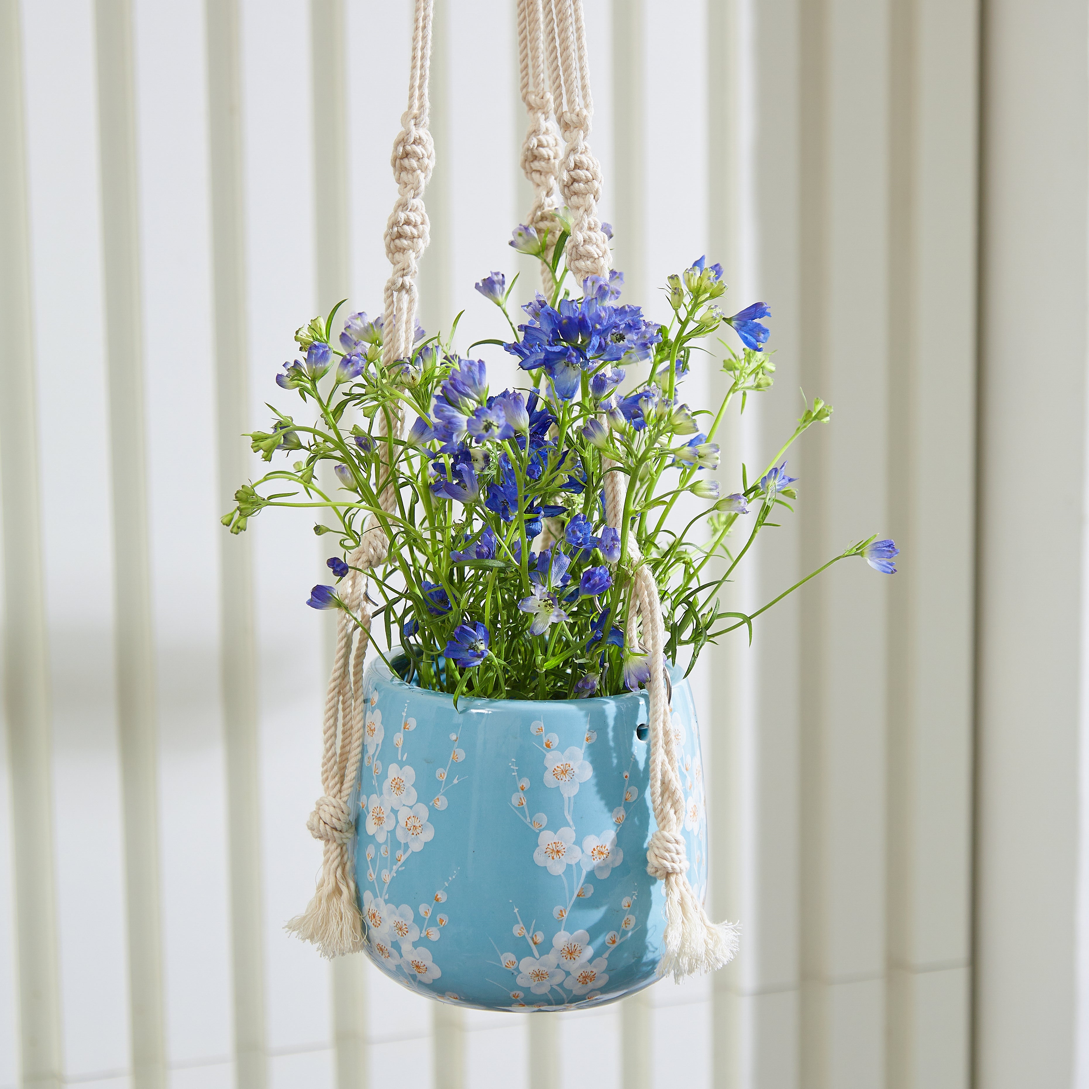 Hanging Planter - Macrame Plant Hanger - 5 inch planter - Drainage Hole